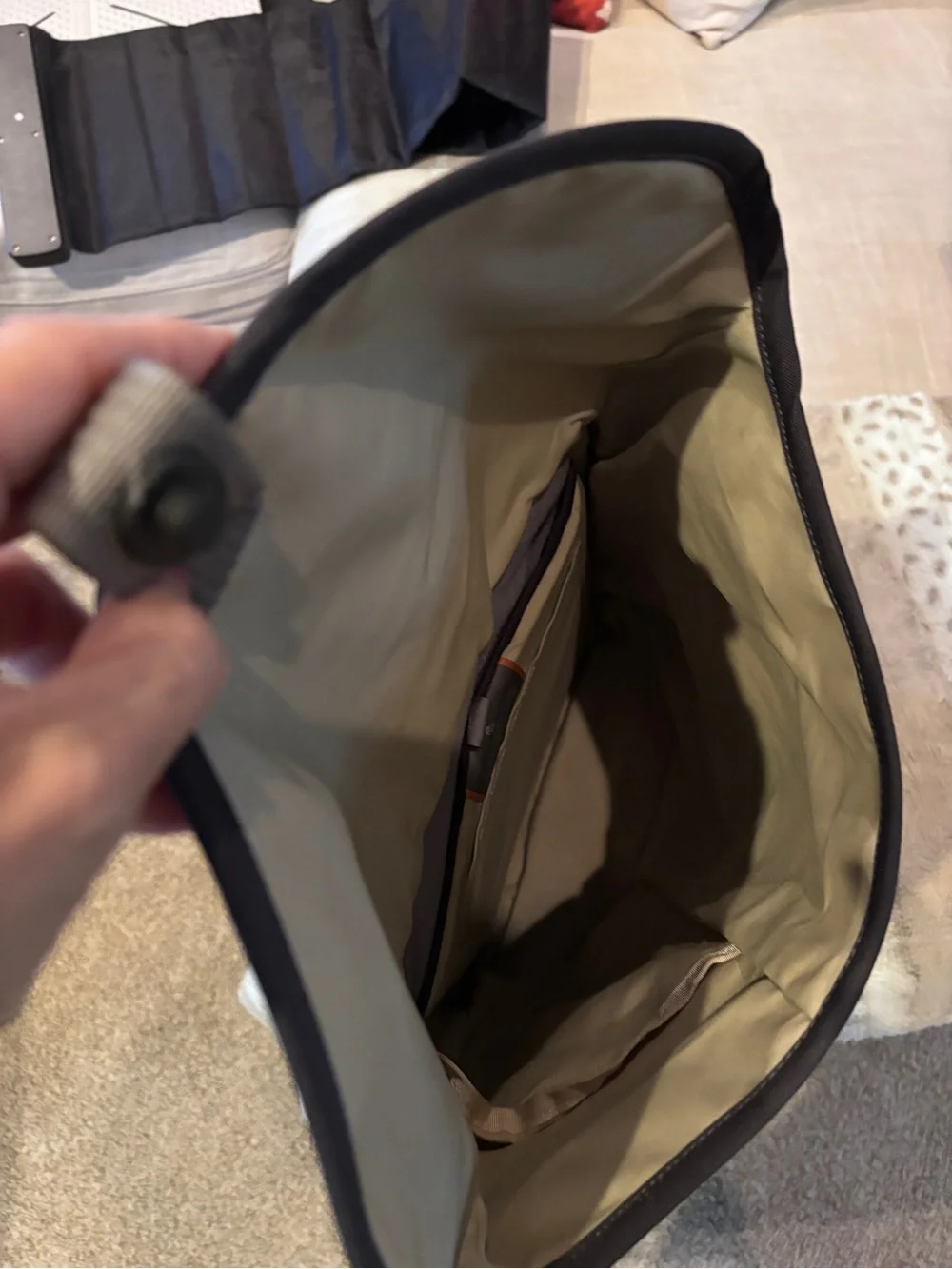 Bellroy Oslo Slim Laptop Backpack Water Repellent 16L Compact Daypack Charcoal
